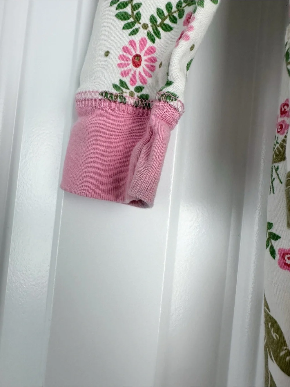 The Beaufort Bonnet Company/Magnolia Baby pjs size 4 bundle PLAY CONDITION
